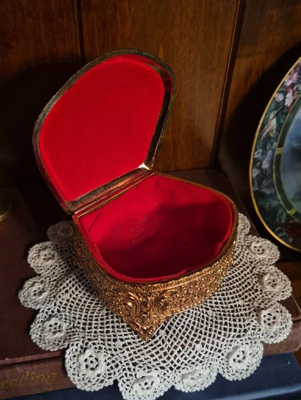 Ornate Gold Heart Trinket Box